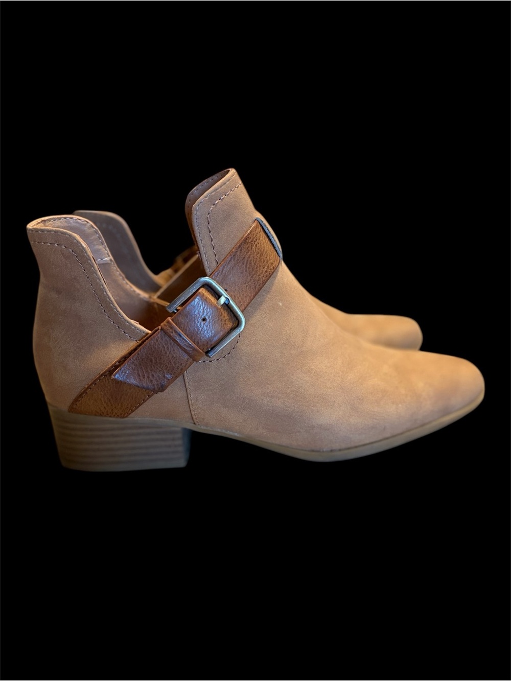 Wonderly Maeve Ankle Bootie in Cognac Brown Size 8